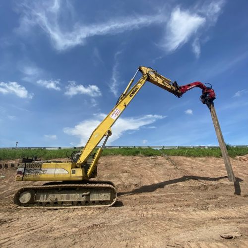 Dự án Vinhome Đường lên cao tốc Hà Nội – Hải Phòng - Thi công cọc cừ larsen