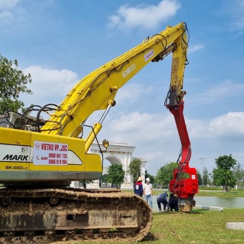 Thi công đóng cọc bê tông dự án Vinhome Ocean Park - Gia Lâm - Hà Nội