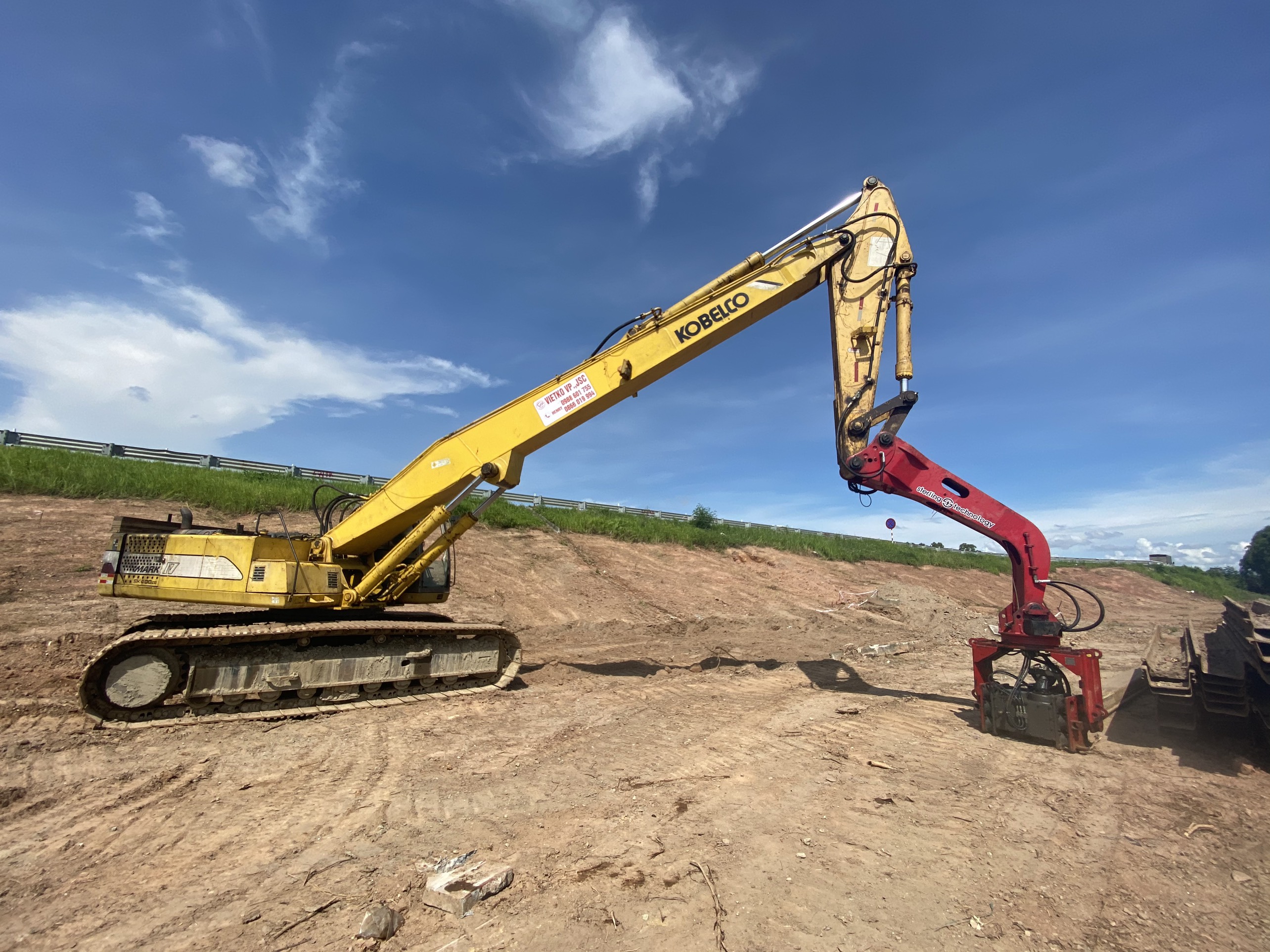 thi-cong-coc-cu-larsen-vinhome-duong-len-cao-toc-ha-noi-hai-phong (4)